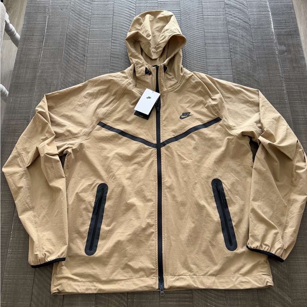 Men’s Nike Tech Size Med